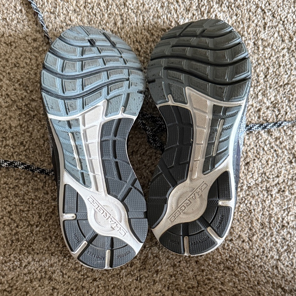 Under Armour women’s Black and Gray Athletic Sneakers - Picture 6 of 6